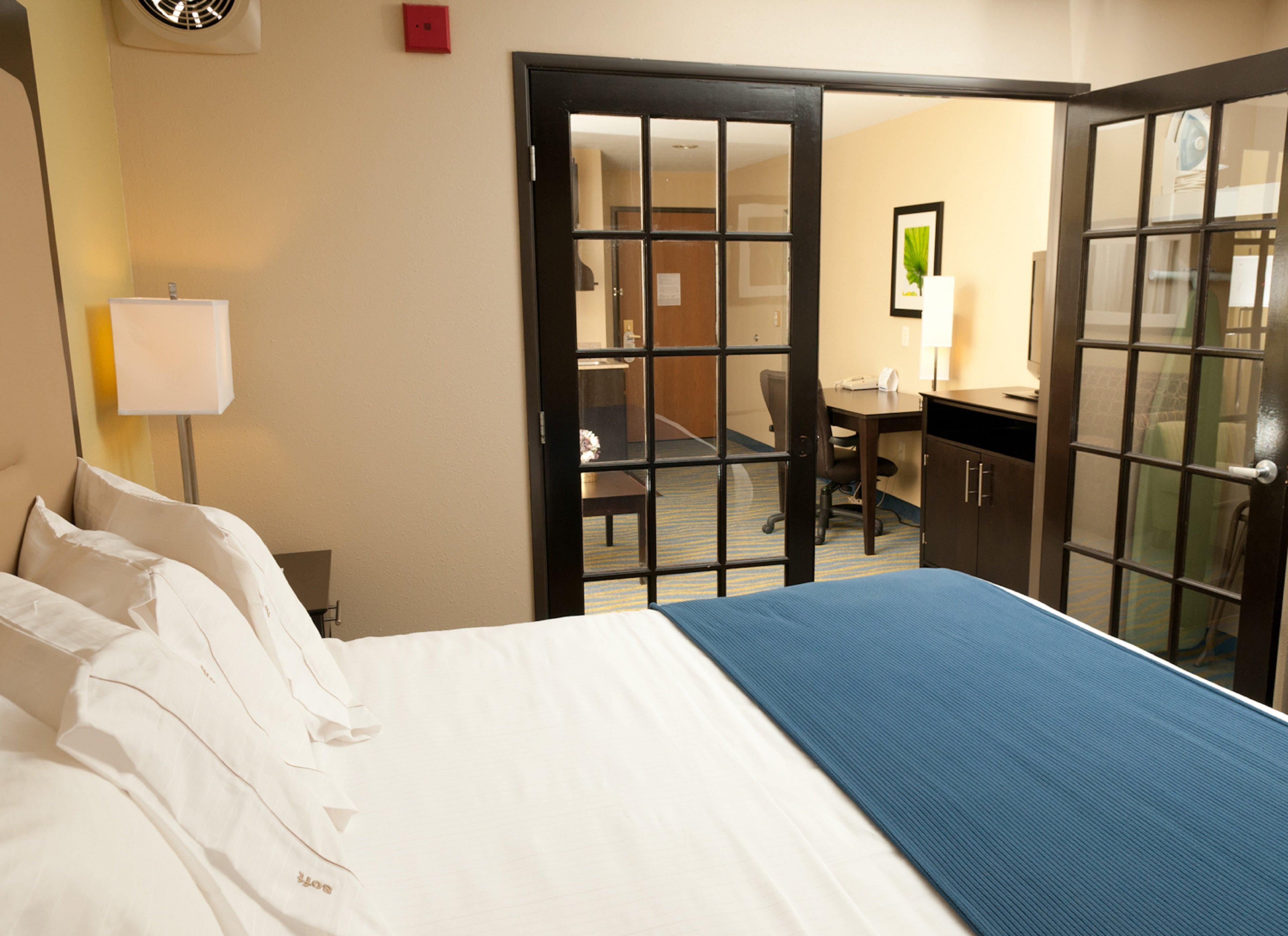 Holiday Inn Express Hotel & Suites Bloomington-Normal University Area By Ihg Extérieur photo
